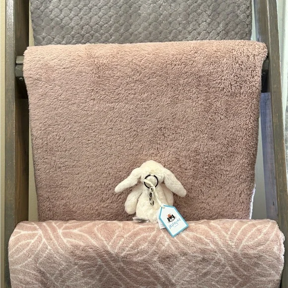 SOLD - Picture 2 of 3